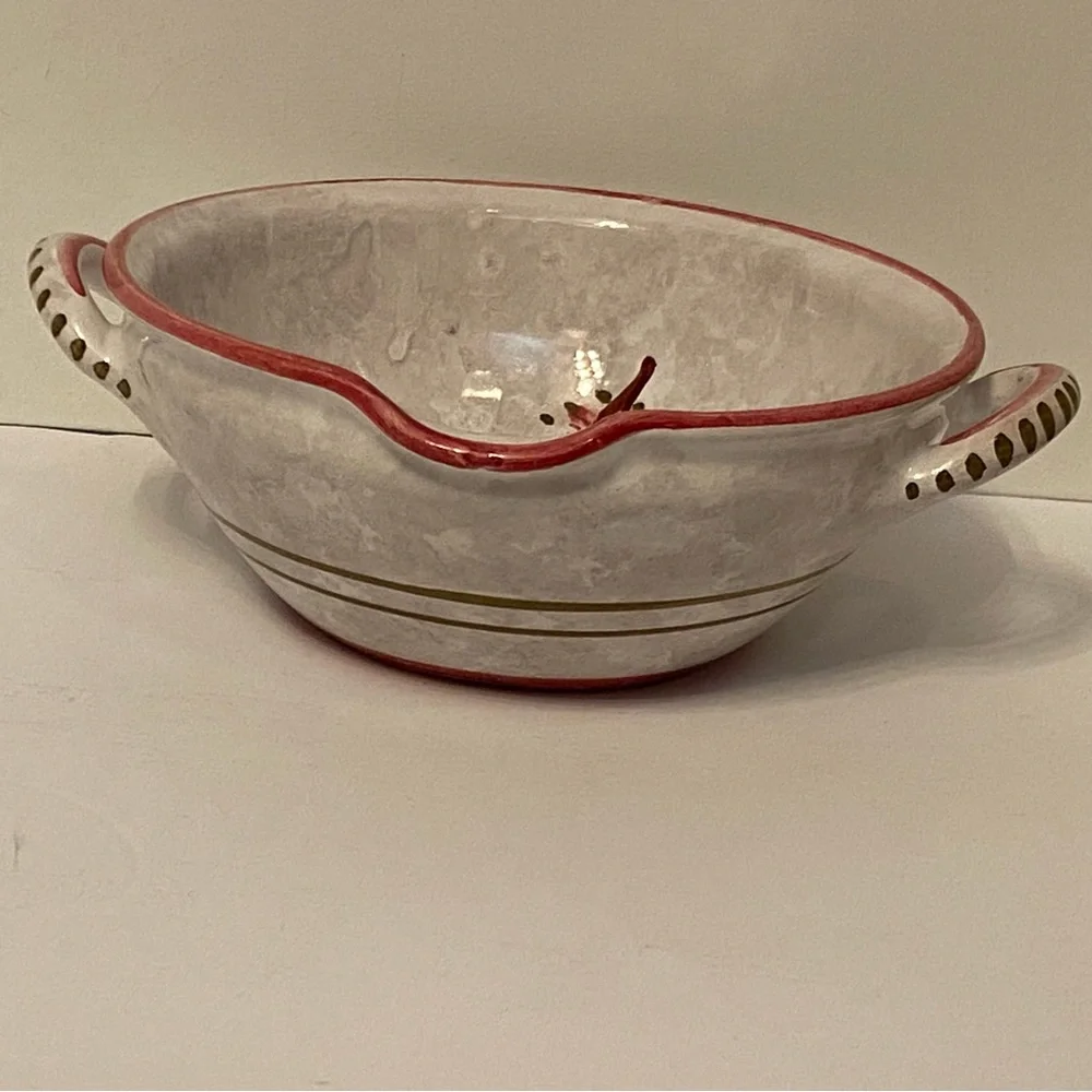 DERUTA ITALY VINTAGE HAND PAINTED POTTERY BOWL PINK FLORAL HANDLES SPOUT HOME